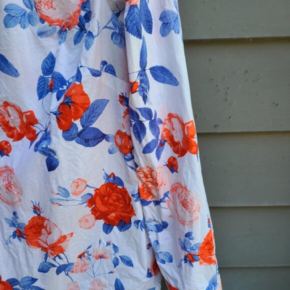 Talbots Red White Blue White Floral Button Down Blouse size Medium - Picture 9 of 13